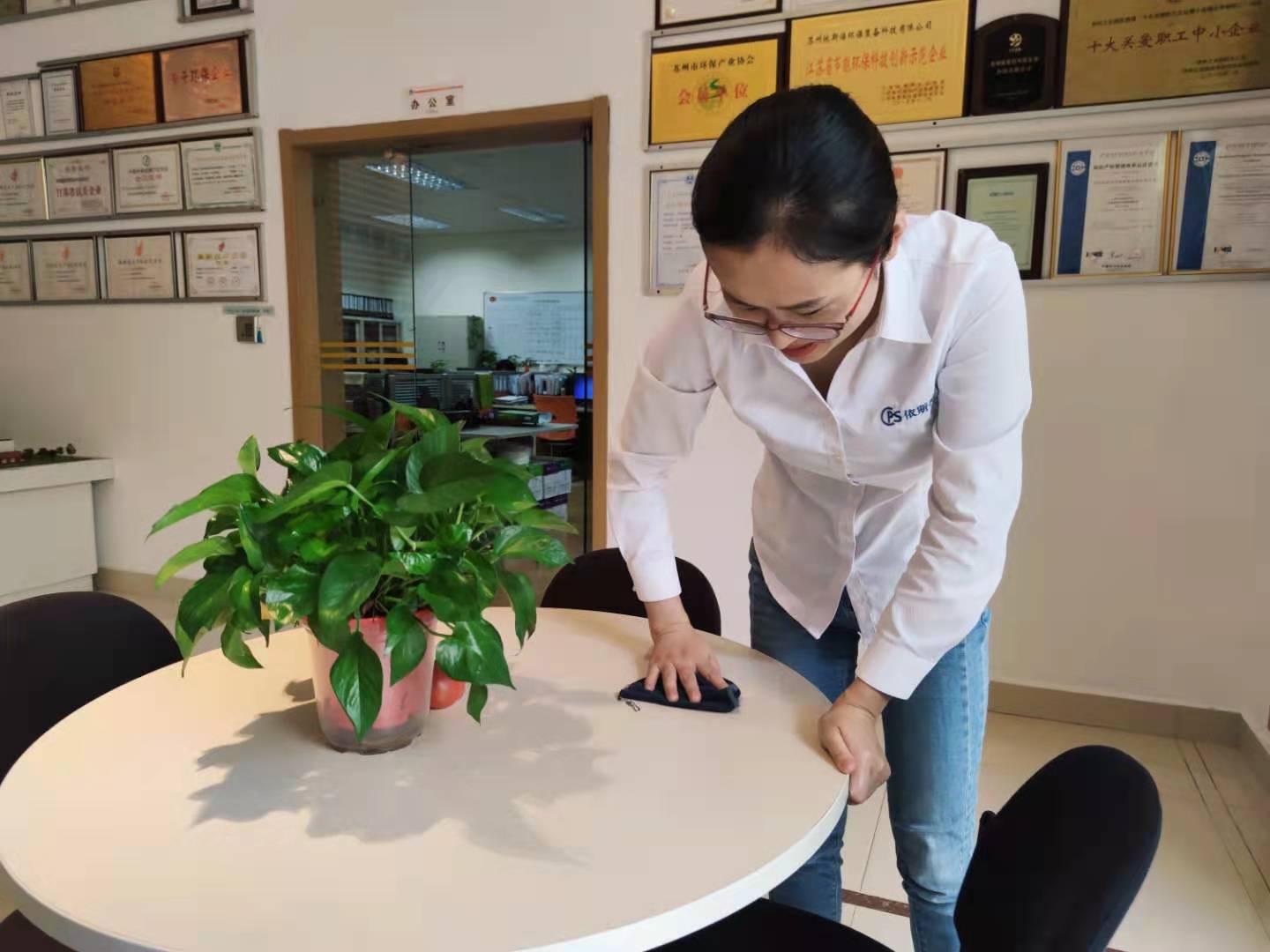 【世界防治荒漠化和干旱日】尊龙凯时环保一直在行动