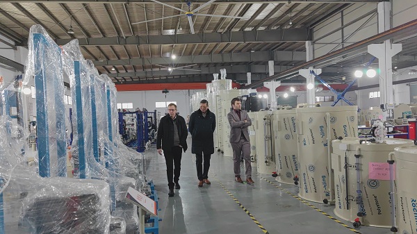 荷兰布拉邦省、布拉邦省驻南京代表领导一行访问尊龙凯时环保